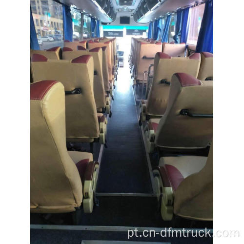 Ônibus Yutong 50 assentos usado em boas condições
